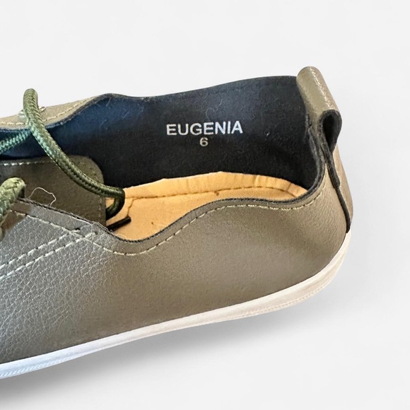 Sage Green vegan leather lace-up sneakers size 6 international brand - Picture 7 of 7